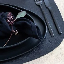 LIND DNA Mantel Individual Bull Curvo -Menaje de mesa Ventas 31511 01 5 EnvironmentImage 6e915b7ef2