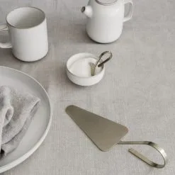 Ferm LIVING Pala Para Tarta Fein -Menaje de mesa Ventas 39155 01 02 29ddd520cd