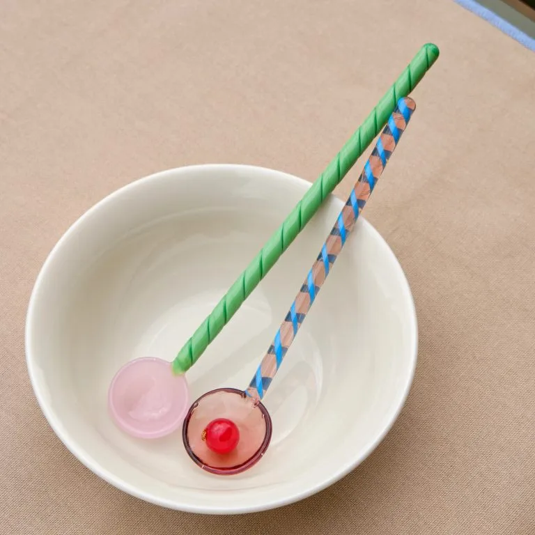 Hay 2 Cucharas De Vidrio Twist 5 Hay 2 Cucharas De Vidrio Twist - Imagen 3