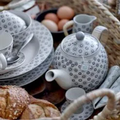 Bloomingville Elsa Taza Espresso Y Platillo -Menaje de mesa Ventas 47413 01 2 EnvironmentImage af9742e92e