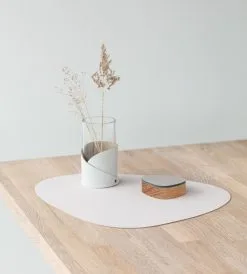 LIND DNA Mantel Individual Nupo Curvo -Menaje de mesa Ventas 501987 01 3 EnvironmentImage e7c5ca682f