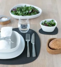 LIND DNA Mantel Individual Core Curvo L -Menaje de mesa Ventas 503033 01 3 EnvironmentImage 062c6a9b18