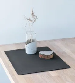 LIND DNA Mantel Individual Core Cuadrado L -Menaje de mesa Ventas 503035 01 3 EnvironmentImage da78e8a5d8