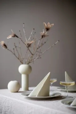 Cooee Design 18 Servilletas Lines 16x16 Cm -Menaje de mesa Ventas 506283 01 4 EnvironmentImage 525f21e6dd