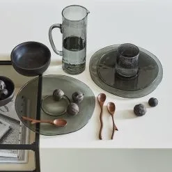 Urban Nature Culture Jarra UNC Vidrio Reciclado 1,35 L -Menaje de mesa Ventas 507056 01 2 EnvironmentImage 67c1a39812