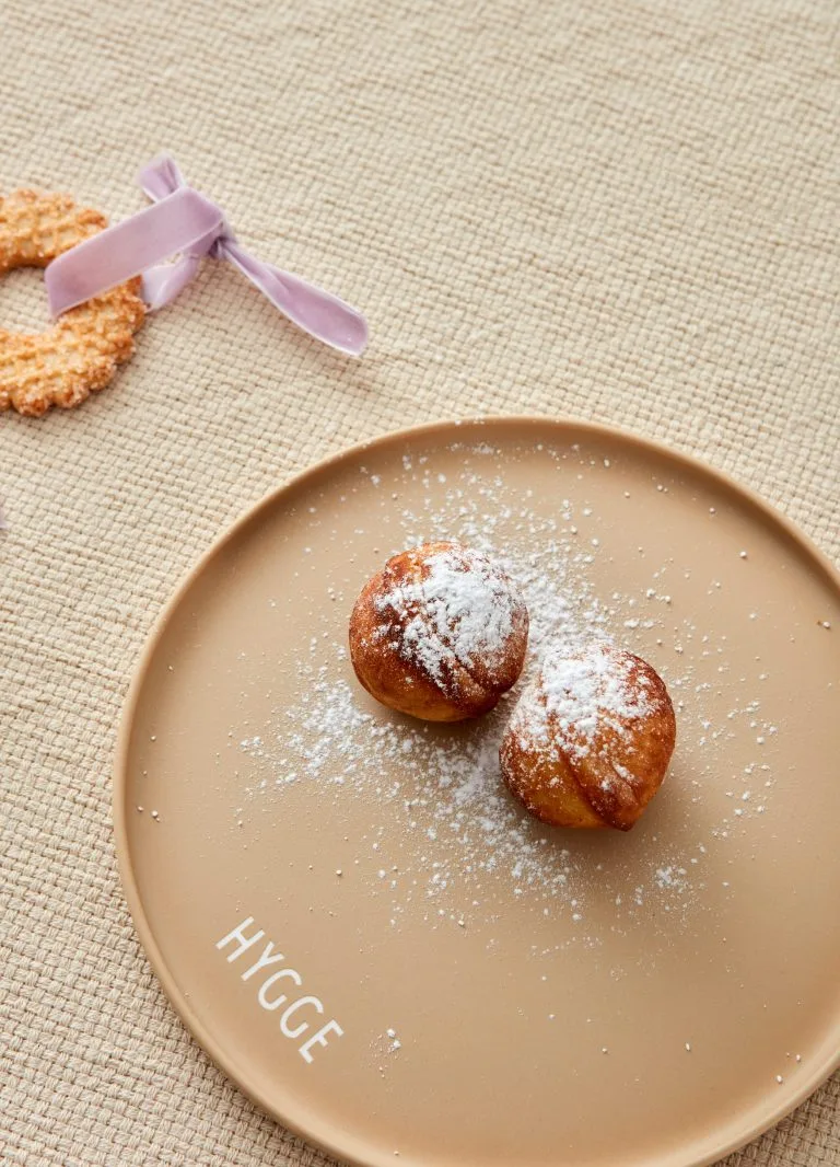 Plato Favorito Design Letters Ø22 Cm 5 Plato Favorito Design Letters Ø22 Cm - Imagen 3