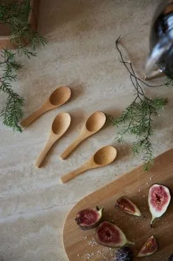 Sagaform Set De 4 Cucharas Ellen 5 Sagaform Set De 4 Cucharas Ellen -Menaje de mesa Ventas 567224 01 2 EnvironmentImage 2d7dd1e7a4