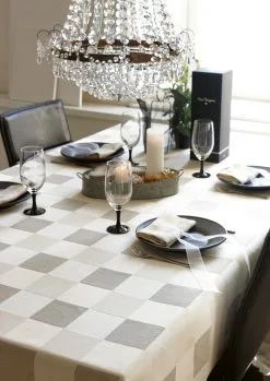 Ekelund Linneväveri Mantel Schack -Menaje de mesa Ventas 579171 01 40 EnvironmentImage 54b5168a16